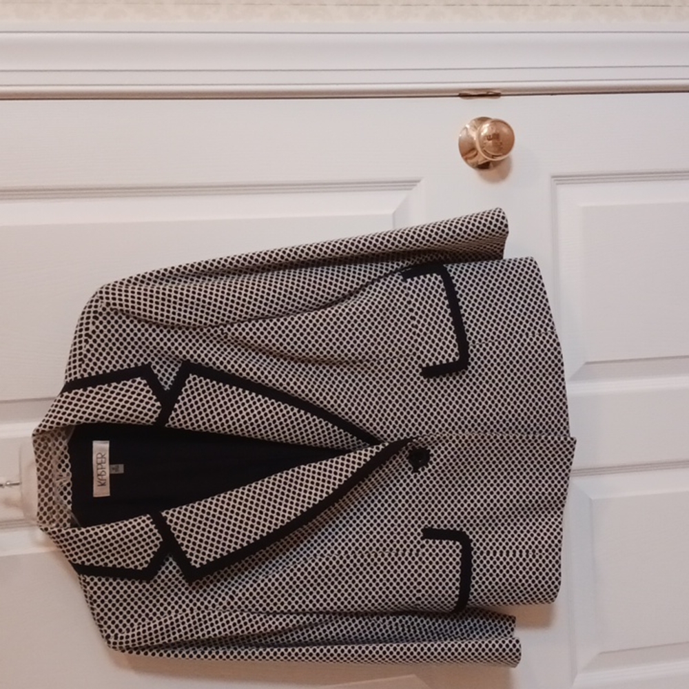 Jacket - Picture 4 of 4